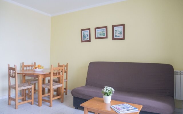 Marineu Playa Romana Village