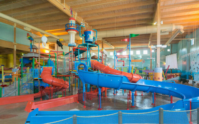 Adam's Mark Hotel & Conference Center