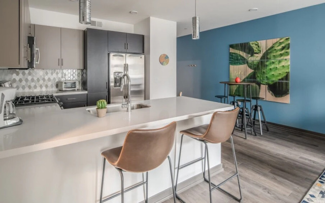 Luxe Apartments In Tempe By Wanderjaunt