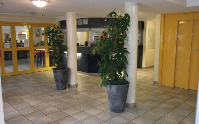 Best Hotel Paris Sud - Grigny
