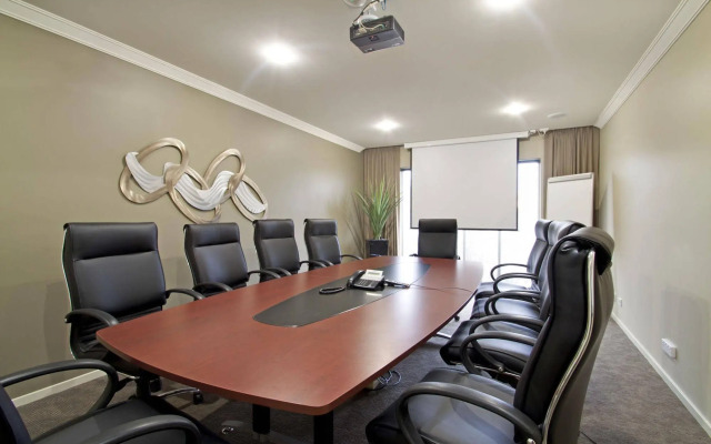 Bridges on Argyle Motel & Apartments