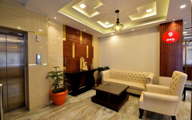 OYO 17099 Ambika Residency