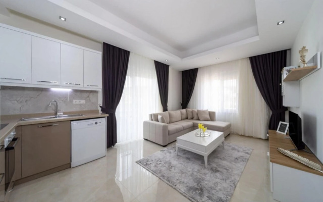 Modern Flat With Shared Closed Pool in Alanya