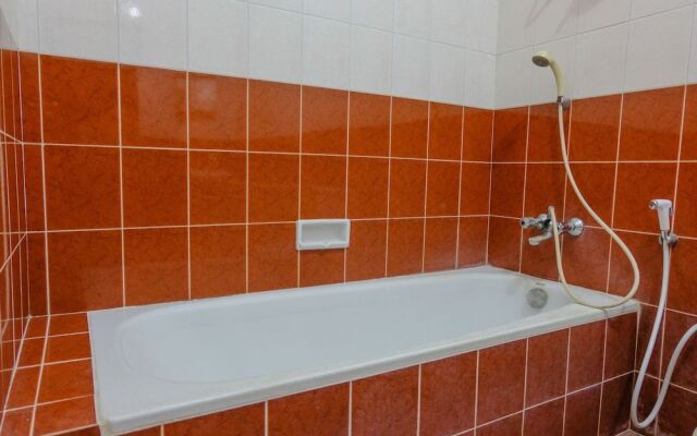 SPOT ON 1767 Villa Anggur Panderman