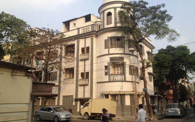 Hotel Nest International