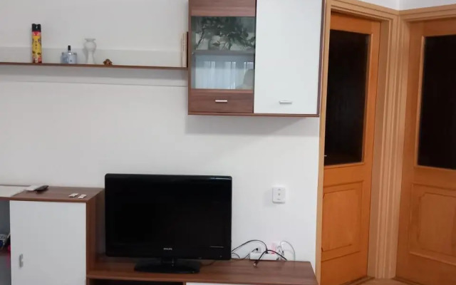 FausztLand Apartments