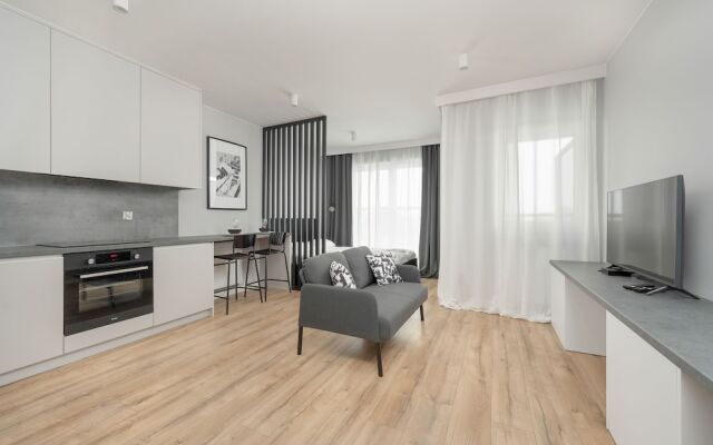Elegant Studio Free Garage by Renters