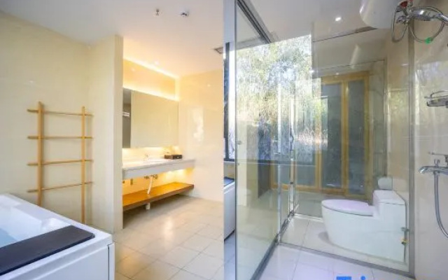 The Wonders of the World Bohai Hotel