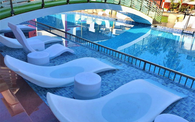 Shanti Solitaire Arpora