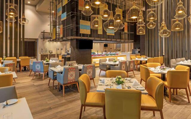 Grand Mercure Ahmedabad GIFT City