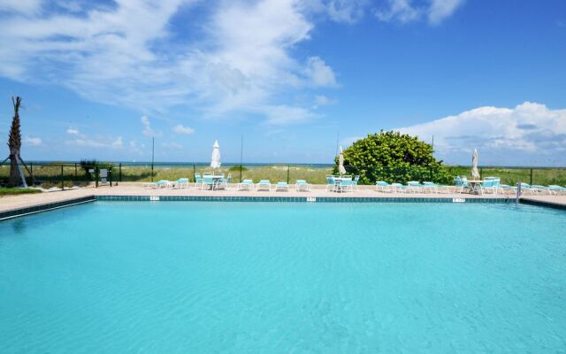 Reflections on the Gulf by Vtrips