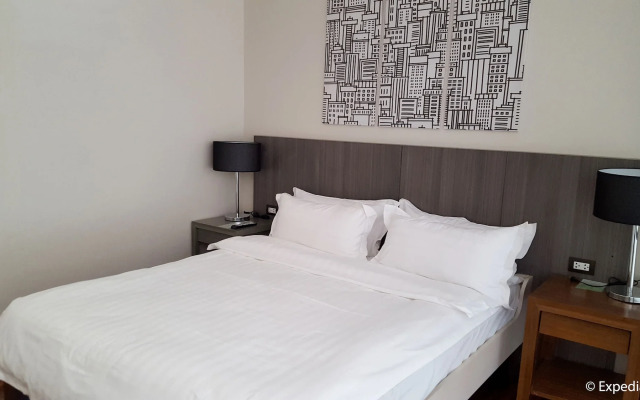 Newtown Plaza Hotel