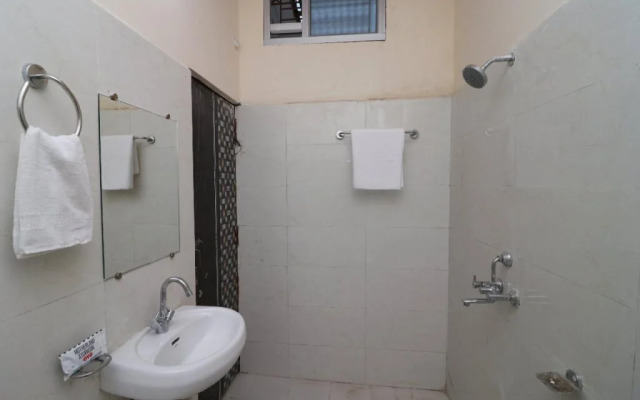 Sangam Darshan By OYO Rooms