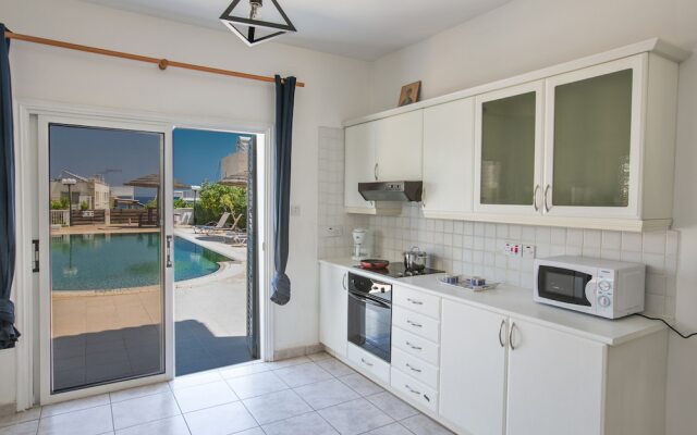 Protaras Fig Tree Bay Villa Jv4