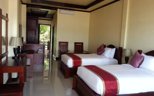 Pon Arena Hotel