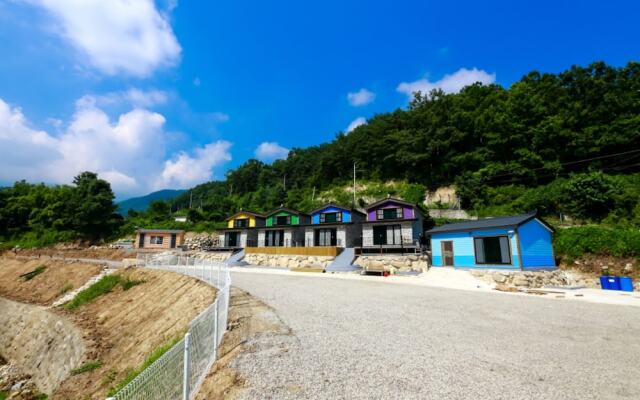 Pocheon stream pension