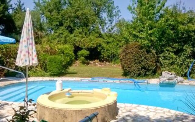 Holiday Home Lieu dit Soulaleve