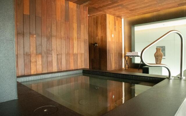 Quartz Hotel & SPA