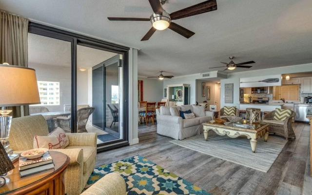 Jetty East Condominiums