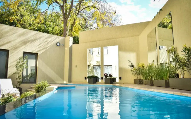 Fuente Mayor Hotel Ciudad de Mendoza