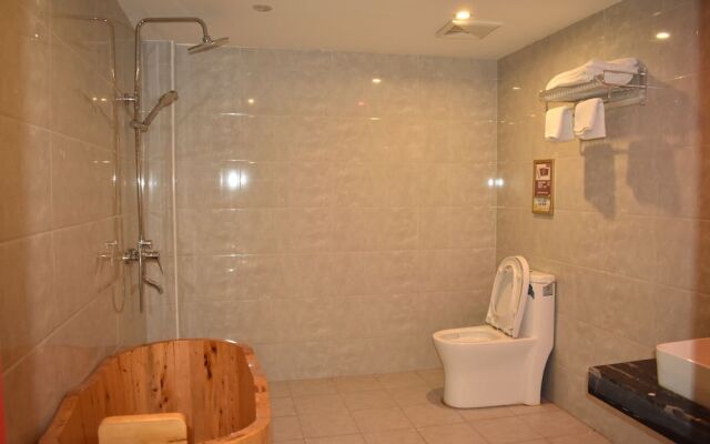 Nanchang Liuyue Hotel