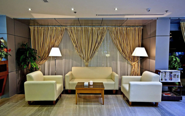 Dyar Residence