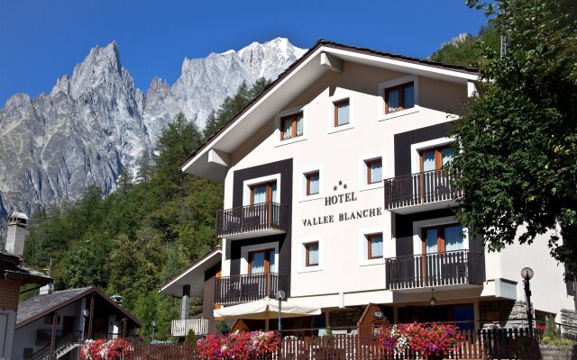Hotel La Vallee Blanche