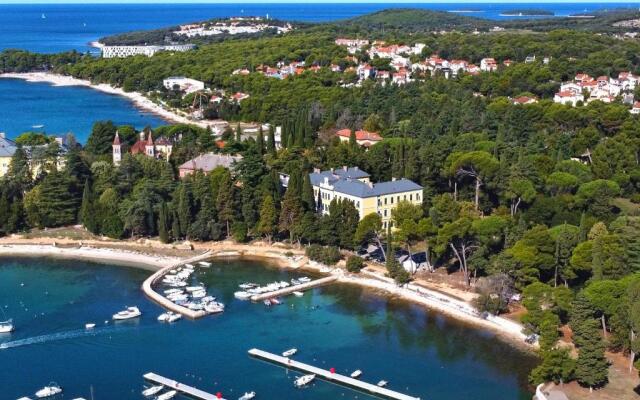 Apartments Branka 2099