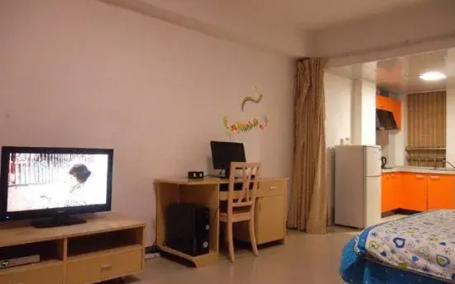 Kiss My Family Apartment