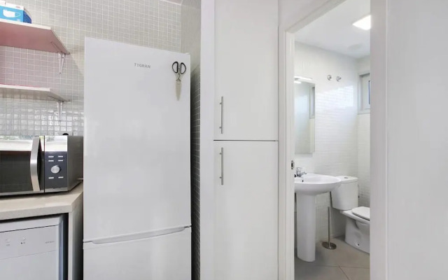 Beautiful Duplex Facing The Beach