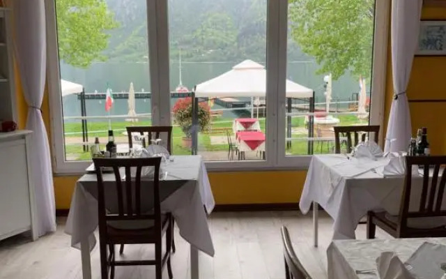 Hotel al Lago
