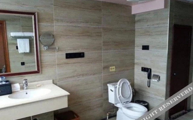 Hualongcheng Hotel