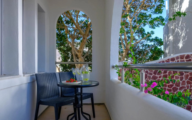 Smaragdi Hotel