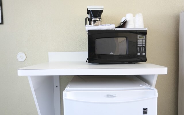 Riviera Resorts & Suites