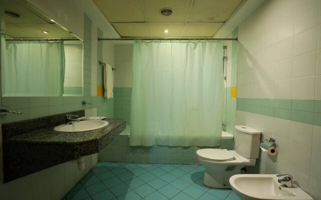 OYO 111 Infinity Suites