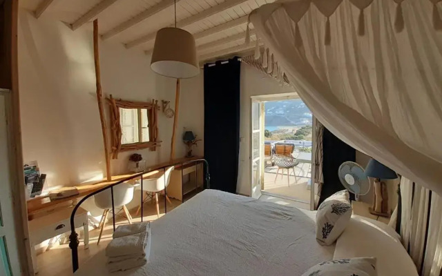 Sea Side Studios & Houses