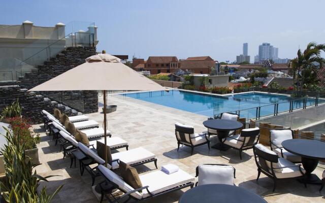 Bastión Luxury Hotel