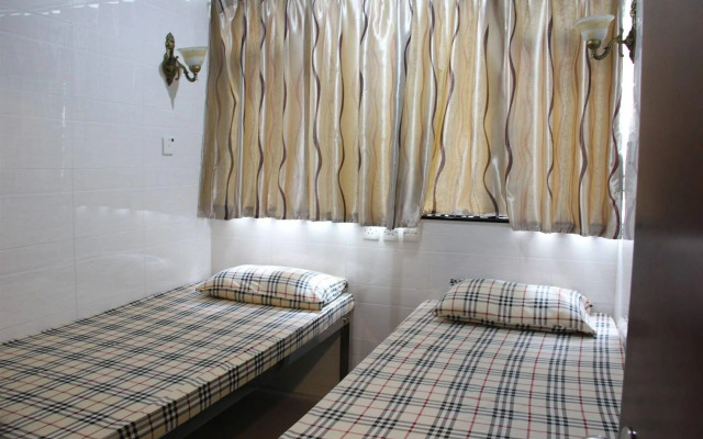 Pay-Less Guesthouse (7/F A9)