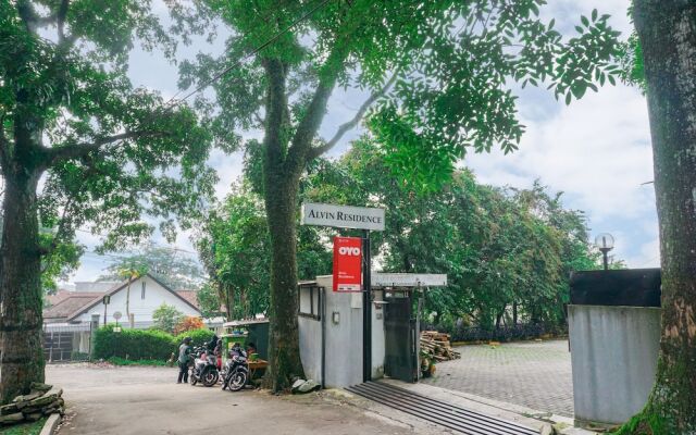 Oyo 2778 Alvin Residence