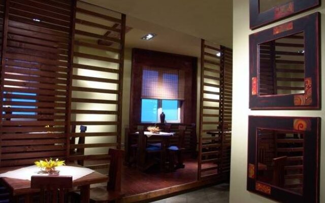 Oasis Hotel