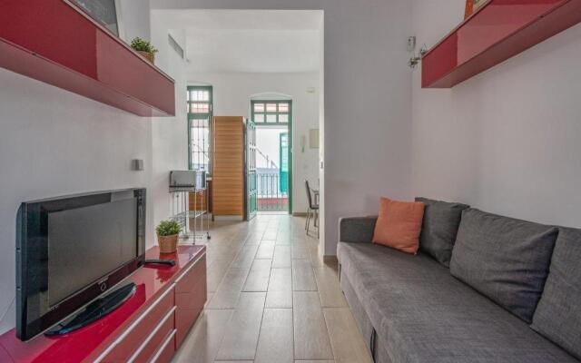 Triana Flat, 3mn from plaza de Cuba