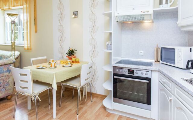 Beautiful property (65 m) with terrace and a small garden.