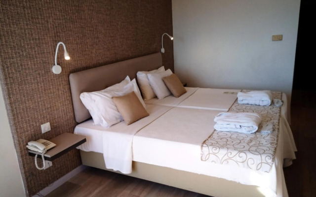 Venus Beach Hotel