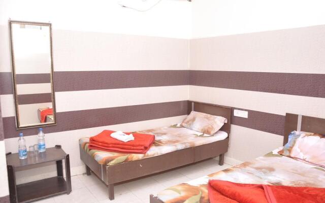 Goroomgo Asha Guest House Amritsar