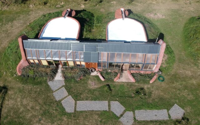 Caliu Earthship Ecolodge