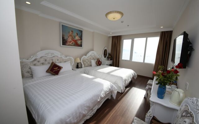 Tuyet Son Hotel