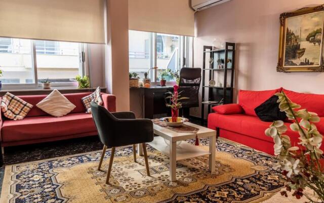 Cosy Downtown Apartment