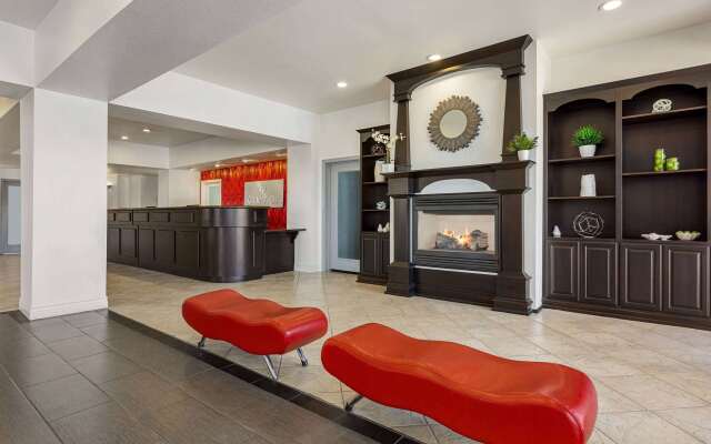 Ramada by Wyndham Marina