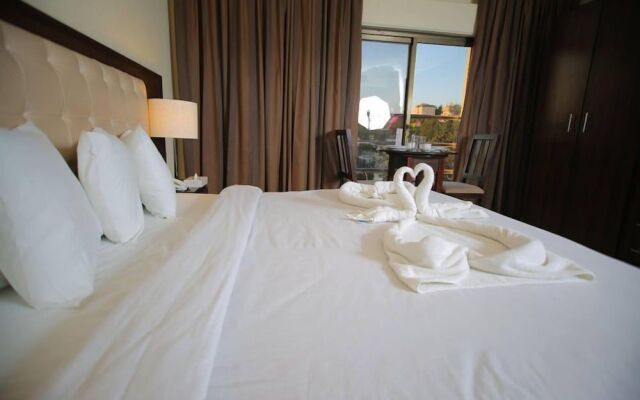 Lancaster hotel apartments