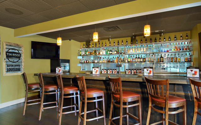 Holiday Inn Metairie New Orleans by IHG